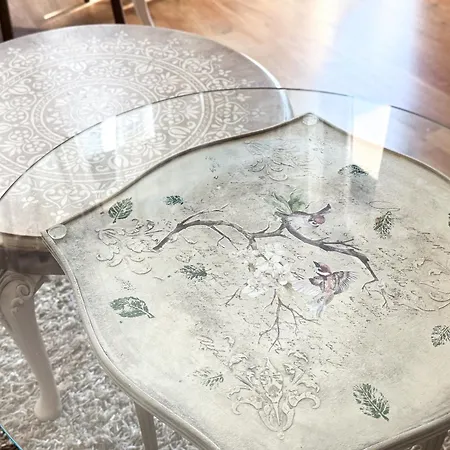 The Lemons Cozy Sofia